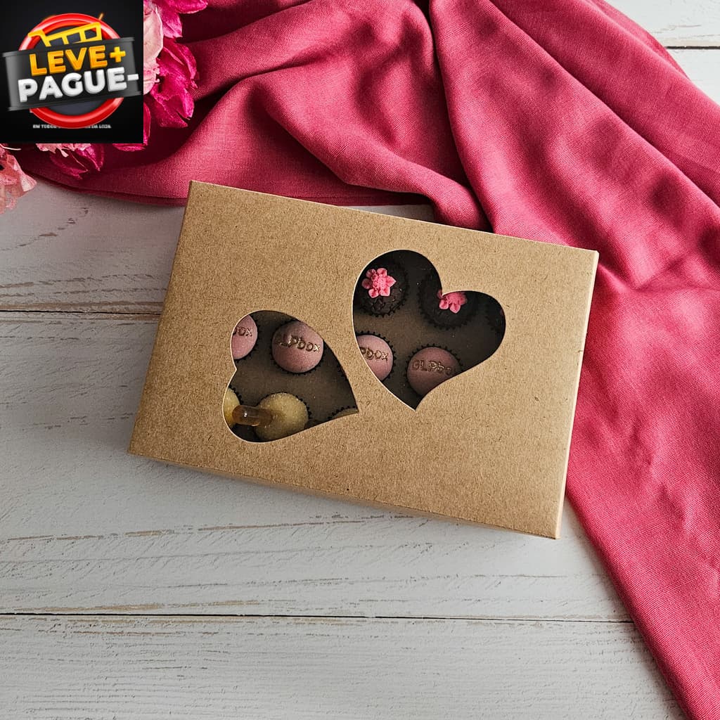 10 Caixas com berço para 15 brigadeiros Kraft - Tampa Visor Coração