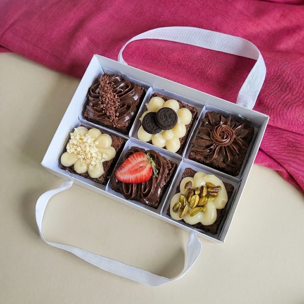 10 Caixas com Alça para 6 Brownies - Branca - Escolha a Tampa