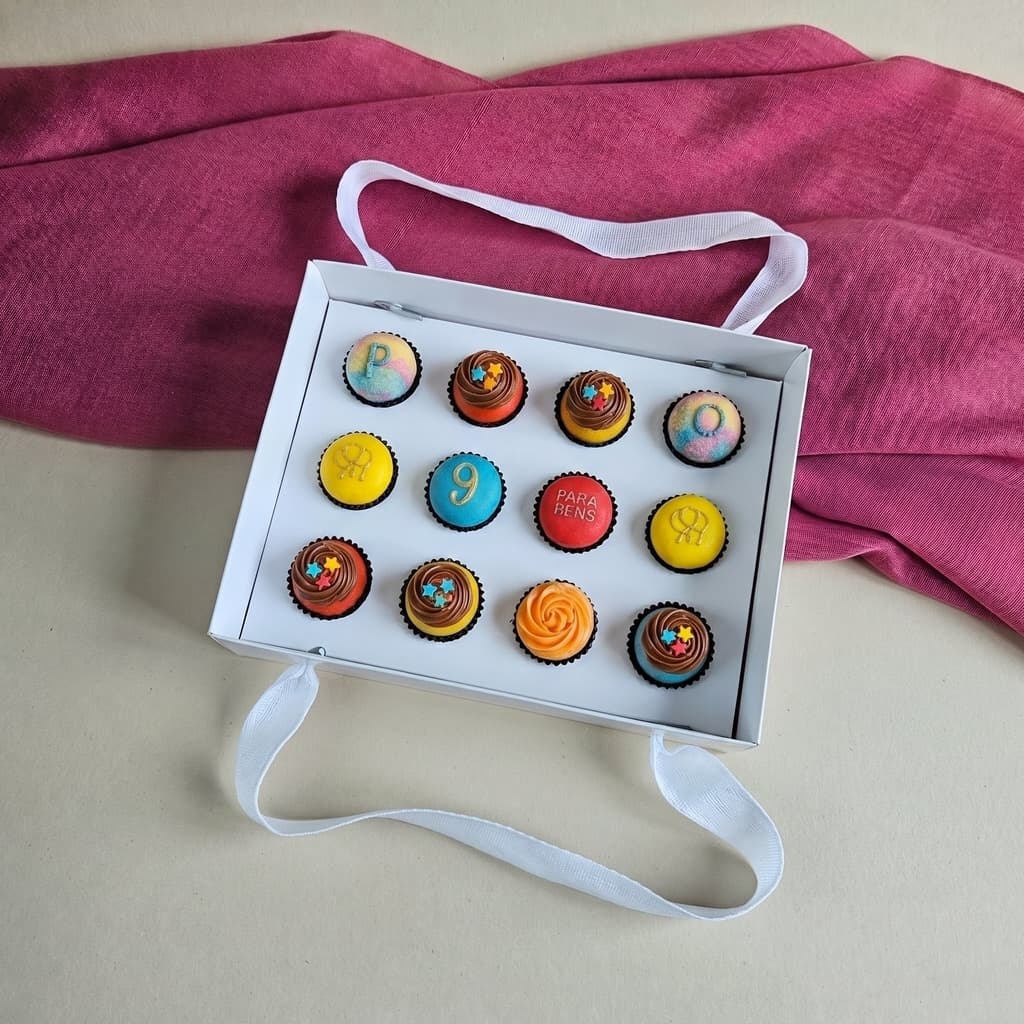 10 Caixas com alça para 12 brigadeiros branca com berço embalagem ideal para presente - Escolha a tampa